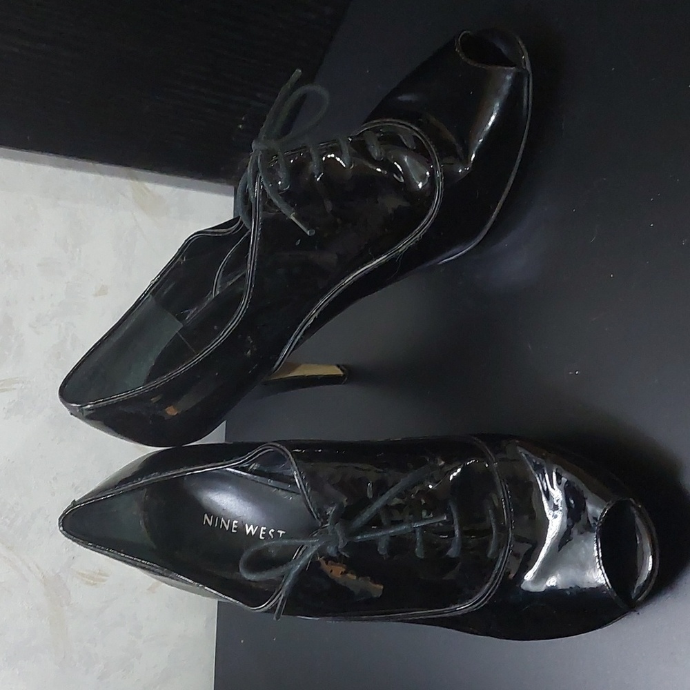 Nine West Black Patent heels